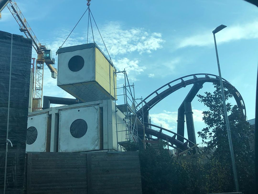 Naam:     9584431d1571072233-201x-neuheit-fly-launched-flying-coaster-themenbereich-rookburgh-phantasialan.jpg
Bekeken:  17355
Groote:   131,2 KB