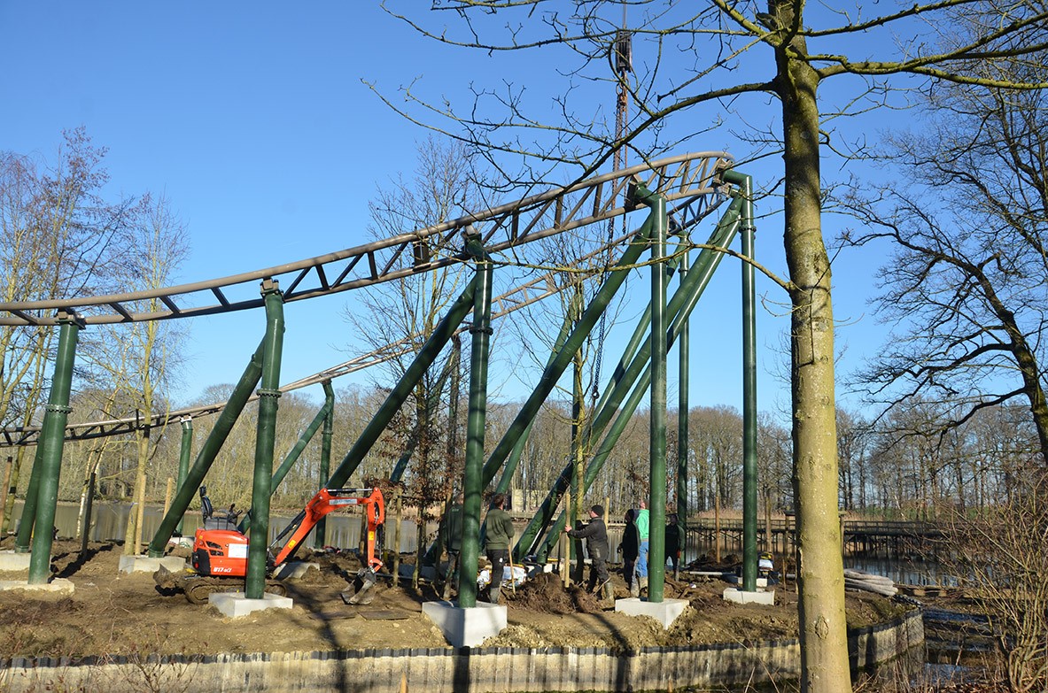 Naam:     Bellewaerde Wakala 2020.jpg
Bekeken:  8700
Groote:   380,5 KB
