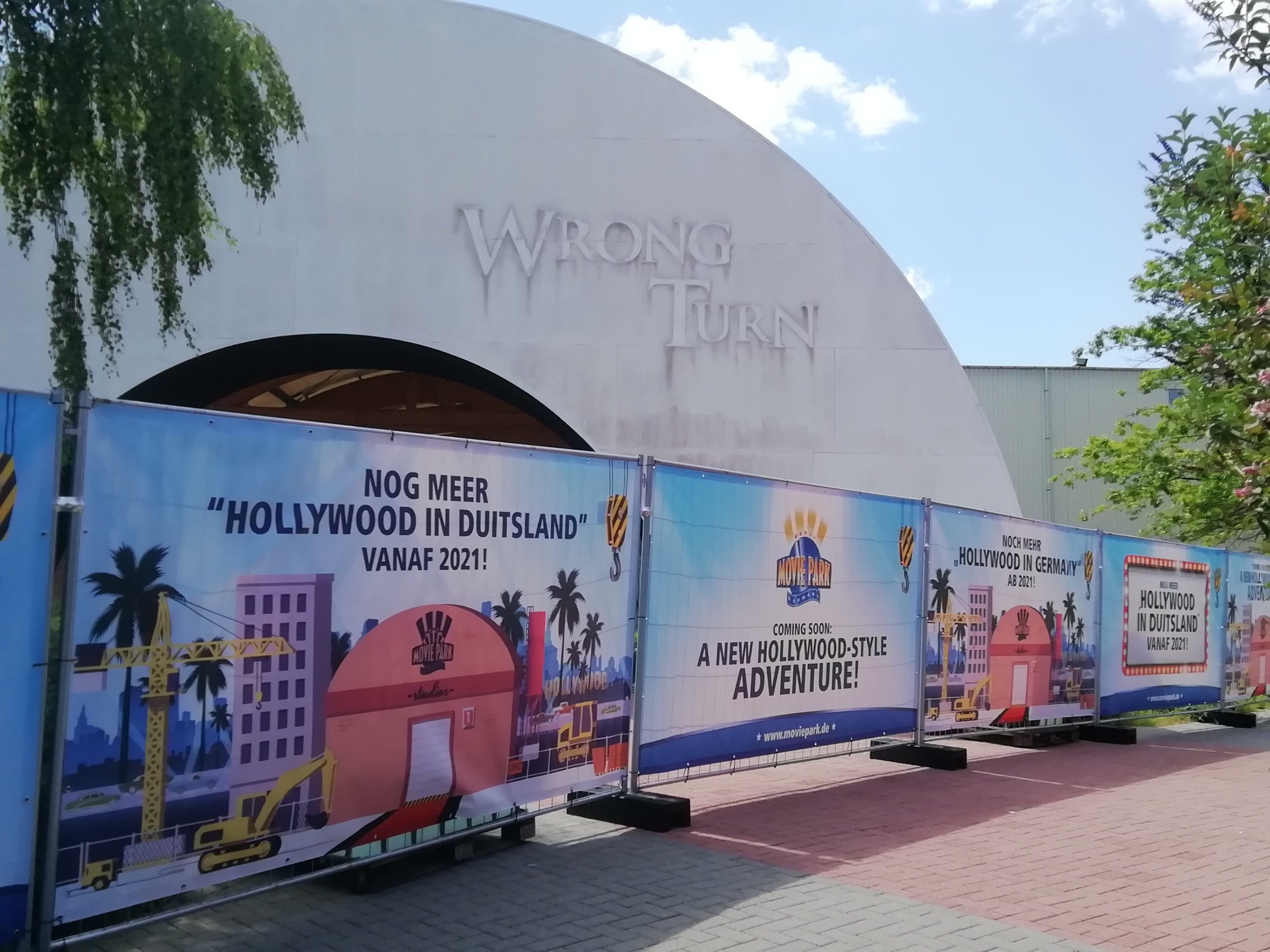 Naam:     moviepark.jpg
Bekeken:  8274
Groote:   387,8 KB