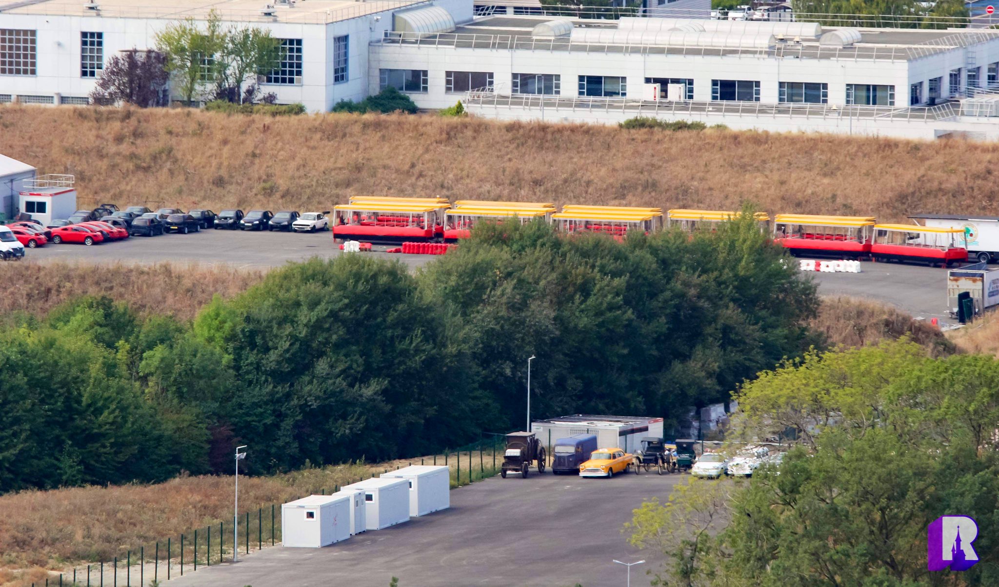 Naam:     cars.jpg
Bekeken:  9233
Groote:   442,6 KB