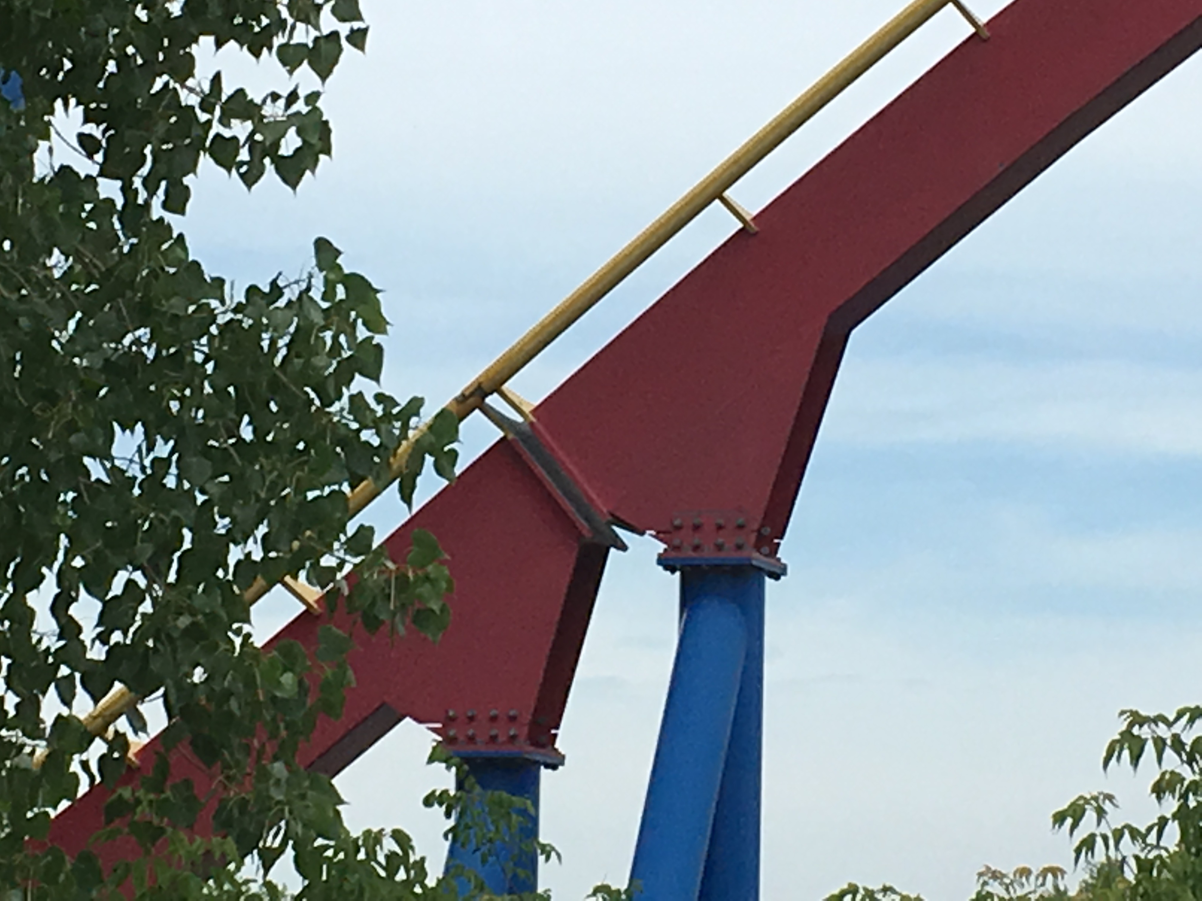Naam:     laronde.jpg
Bekeken:  4163
Groote:   1.007,1 KB