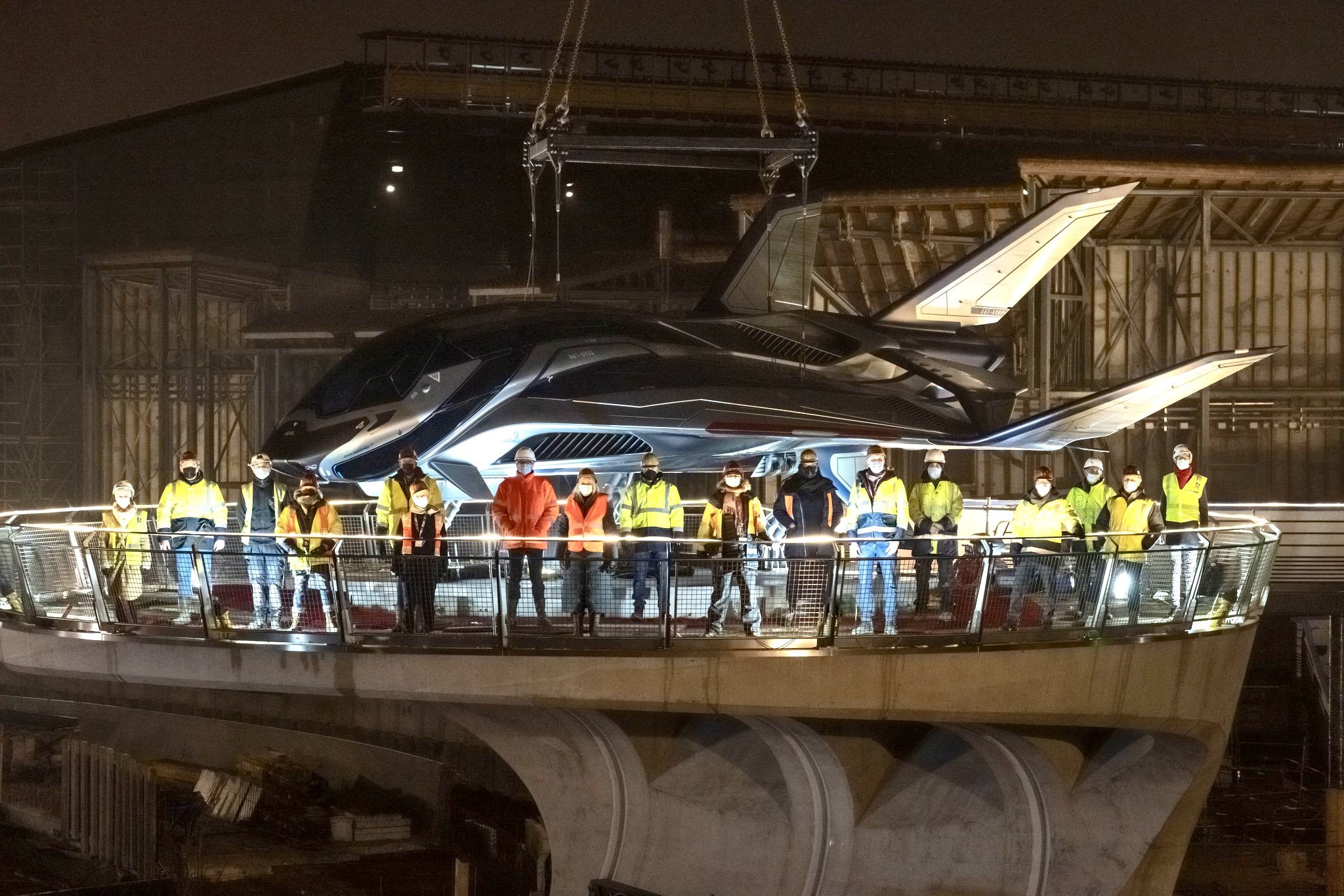 Naam:     quinjet2.jpg
Bekeken:  4525
Groote:   828,2 KB